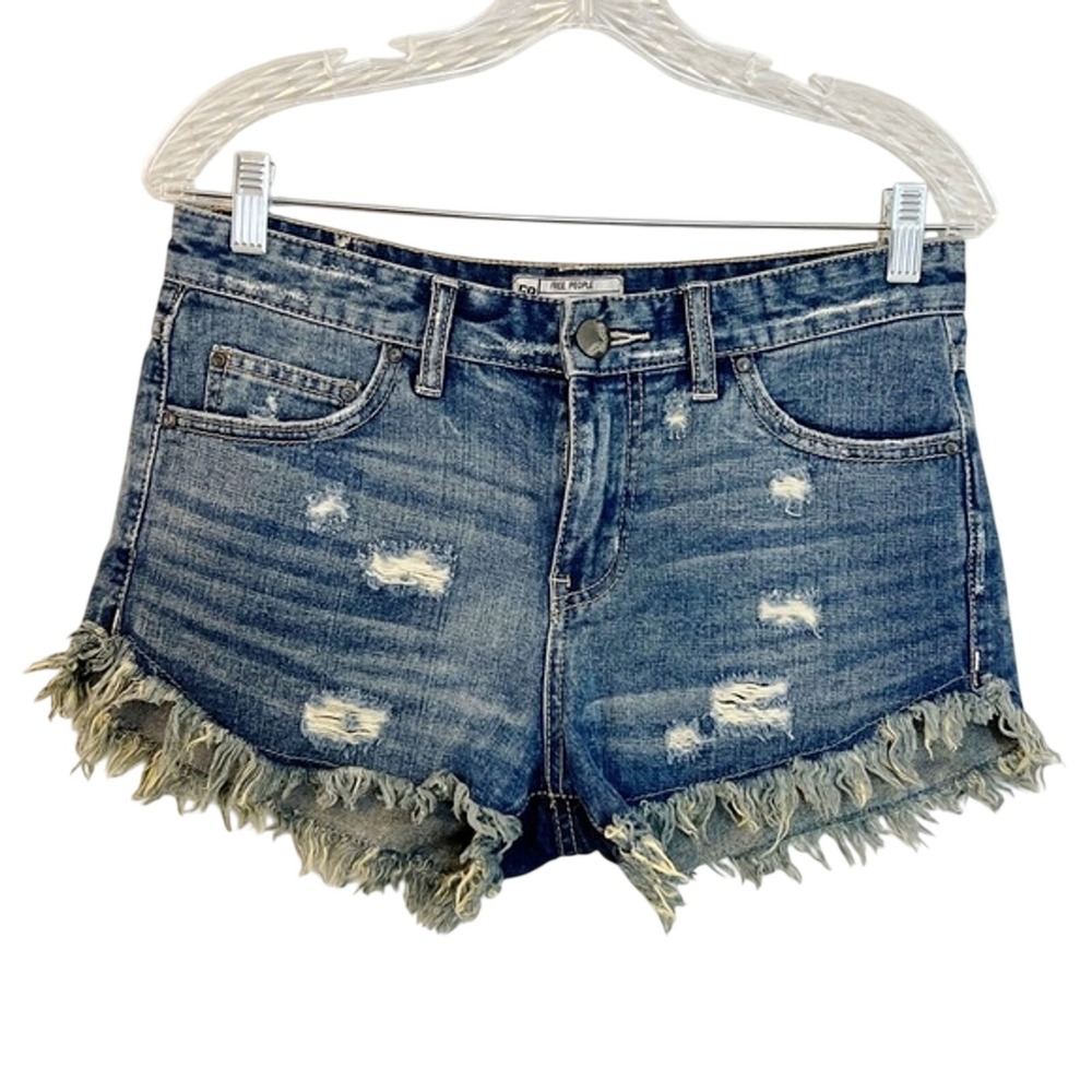 Free People Makai Cut Off Denim Shorts Blue Distressed Frayed Hem W26 OB618555
